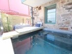 Plunge pool